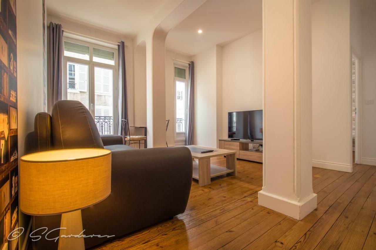 Pau'S Appart Apartment Luaran gambar